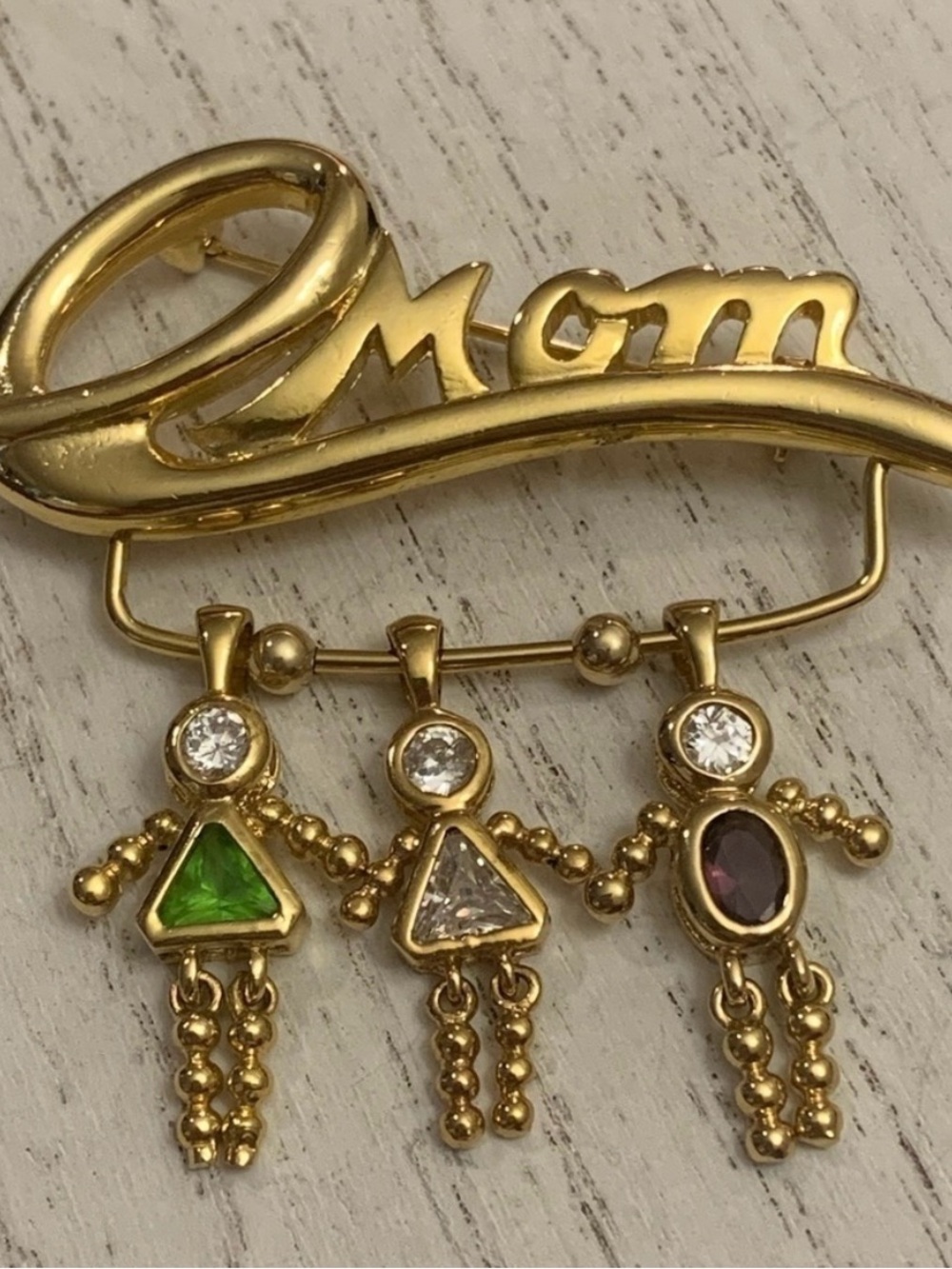 Vintage kis Gold 'Mom' Brooch with Green, Clear & Purple Gem Dangles